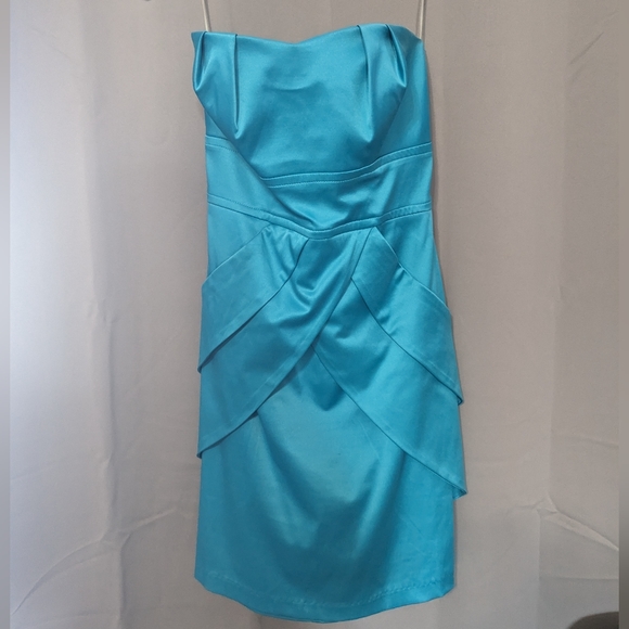 Studio Y Dresses & Skirts - Studio Y Strapless Dress